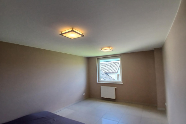 Kielce, Skrzetlewska, Pietro w budynku na wynajem 230m&sup2;