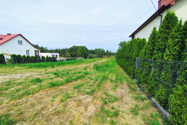 kielecki, Morawica, Łabędziów, Dwór, Działka budowlano-rolna 5700m2- Łabędziów, gm. Morawica