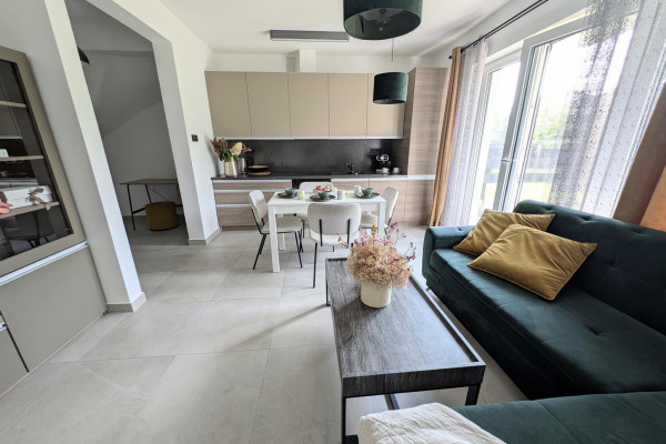 Kielce, Prosta, Dwupoziomy segment z ogródkiem do zamieszkania Kielce