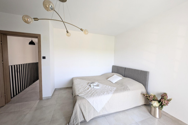 Kielce, Prosta, Dwupoziomy segment z ogródkiem do zamieszkania Kielce