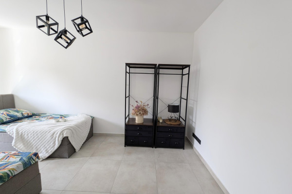 Kielce, Prosta, Dwupoziomy segment z ogródkiem do zamieszkania Kielce