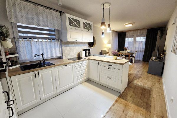 Kielce, Podkarczówka, Kołłątaja, 3 pokoje / blok z 2010r/ Podkarczowka