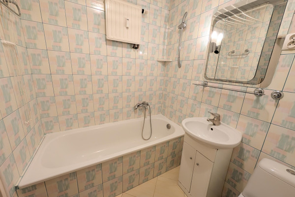 Kielce, Ślichowice, Tektoniczna, Kawalerka z dużą loggią Ślichowice