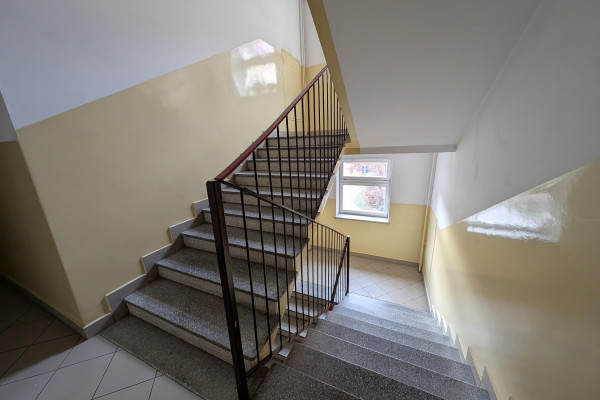 Kielce, Ślichowice, Tektoniczna, Kawalerka z dużą loggią Ślichowice