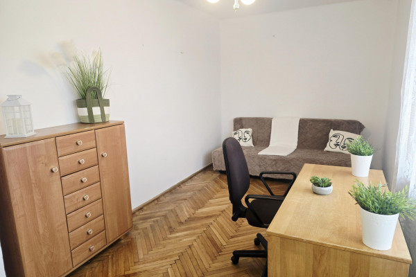 Kielce, Centrum, Paderewskiego, Mieszkanie 2-pokojowe 50,5 m&sup2; | 3 piętro | Balkon | Centrum Kielc
