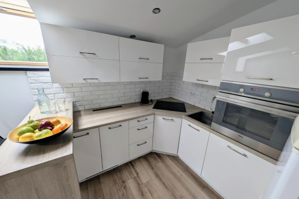 Krak&oacute;w, Krak&oacute;w-Śr&oacute;dmieście, Grzeg&oacute;rzki, Ariańska, Nowoczesna kawalerka w sercu Krakowa &ndash; ul. Ariańska, Grzeg&oacute;rzki