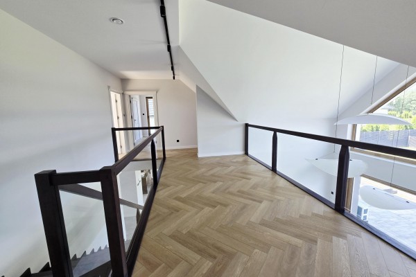 konecki, Smyk&oacute;w, Salata, Luksusowy duży dom na sprzedaż pow 227.13m2