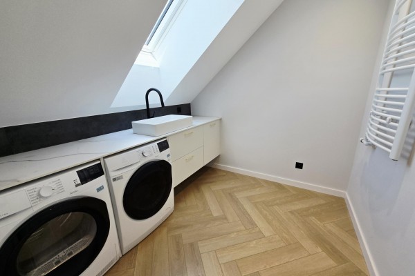 konecki, Smyk&oacute;w, Salata, Luksusowy duży dom na sprzedaż pow 227.13m2