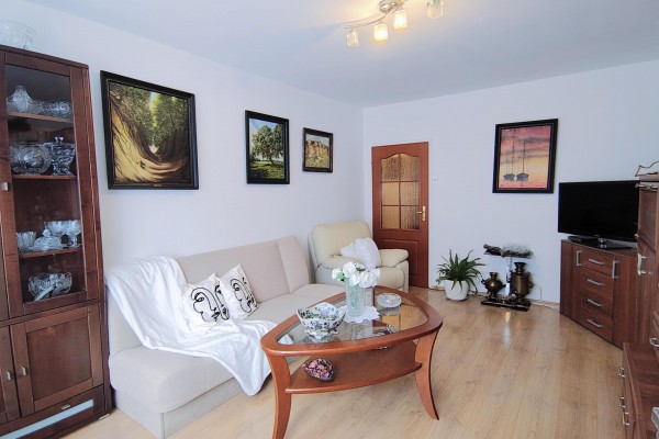 Kielce, Jana Nowaka-Jeziorańskiego, 3 pokoje 59,95 m&sup2;, parter  ul. Jeziorańskiego | Balkon | Kielce