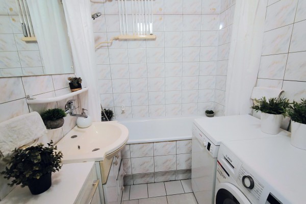 Kielce, Jana Nowaka-Jeziorańskiego, 3 pokoje 59,95 m&sup2;, parter  ul. Jeziorańskiego | Balkon | Kielce