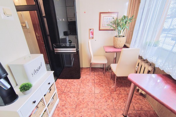 Kielce, Jana Nowaka-Jeziorańskiego, 3 pokoje 59,95 m&sup2;, parter  ul. Jeziorańskiego | Balkon | Kielce