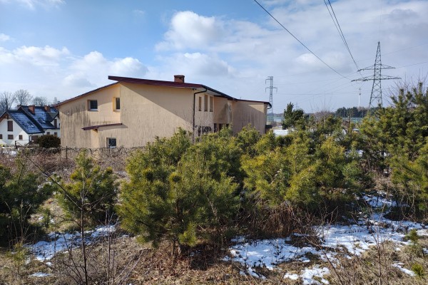 Kielce, Łazy, Kaczowa, Dom pod działalność gospodarczą w Kielcach, Łazy