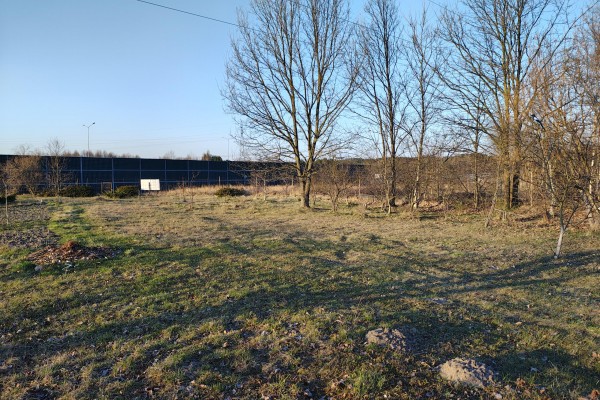 Kielce, Łazy, Kaczowa, Dom pod działalność gospodarczą w Kielcach, Łazy