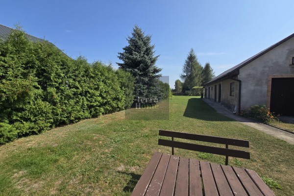 kielecki, Mni&oacute;w, Przełom, Dom Jednorodzinny  z dużą działką 6900m2