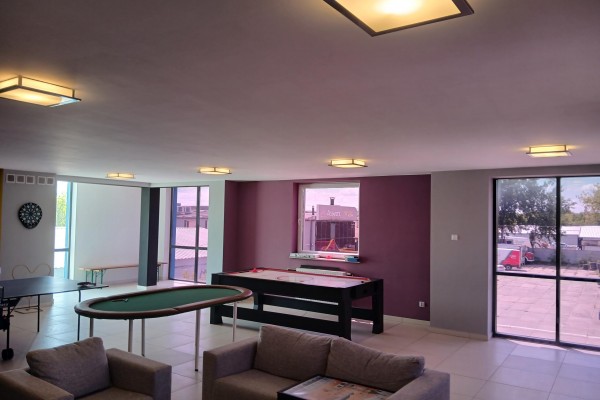 Kielce, Skrzetlewska, Pietro w budynku na wynajem 230m&sup2;