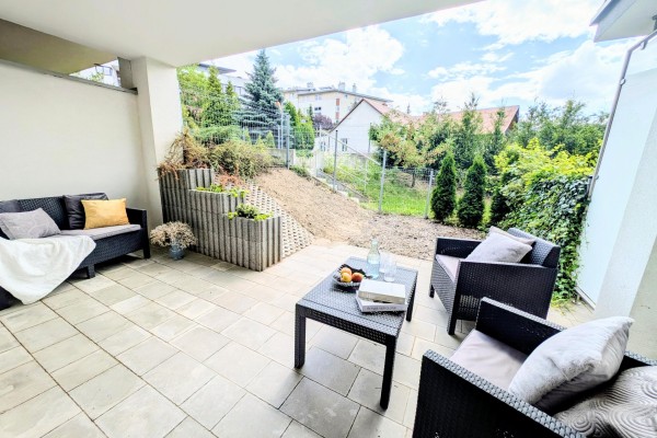 Kielce, Szydł&oacute;wek, Domani&oacute;wka, Apartament 2 pokojowy z ogr&oacute;dkiem Domani&oacute;wka