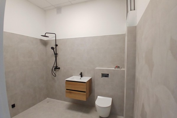 Kielce, Tartaczna, Budynek handlowo usługowo mieszkalny o powierzchni 289m2 ul Tartaczna