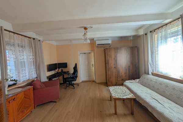 pińczowski, Kije, Włoszczowice, Dom z dużą działką, Włoszczowice gm.Kije