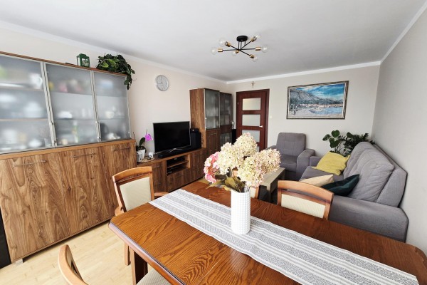 Kielce, J&oacute;zefa Piłsudskiego, 3 pokoje z wyjątkowym klimatem | OS ŚWIĘTKORZYSKIE  | ul PIŁSUDKIEGO