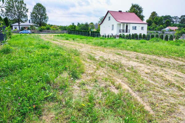 kielecki, Morawica, Łabędzi&oacute;w, Dw&oacute;r, Działka budowlano-rolna 5700m2- Łabędzi&oacute;w, gm. Morawica