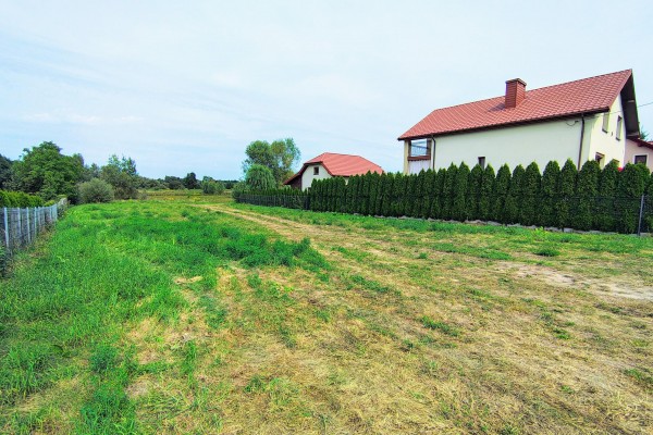 kielecki, Morawica, Łabędzi&oacute;w, Dw&oacute;r, Działka budowlano-rolna 5700m2- Łabędzi&oacute;w, gm. Morawica