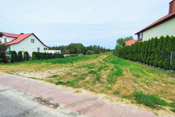 kielecki, Morawica, Łabędzi&oacute;w, Dw&oacute;r, Działka budowlano-rolna 5700m2- Łabędzi&oacute;w, gm. Morawica