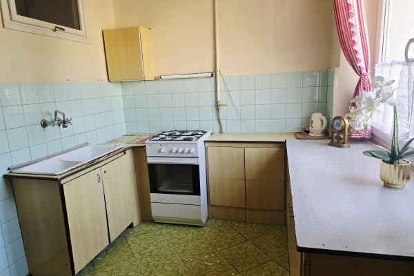 Kielce, Jagiellońskie, Urzędnicza, ​2 Pokoje z Dużą Loggią &ndash; Ul. Urzędnicza, Cegła, 1. Piętro!