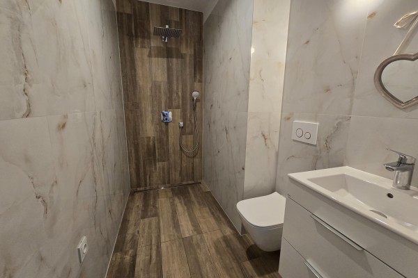 kielecki, Chęciny, Skiby, Nowoczesny dom bliźniaczy blisko natury &ndash; Skiby / 3 min od Chęcin