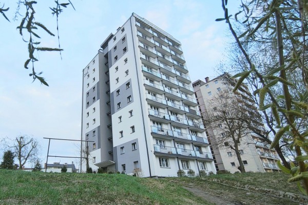 Kielce, Centrum, Nowy Świat, 2-pokojowe mieszkanie z loggią&ndash; Centrum Kielc, ul. Nowy Świat