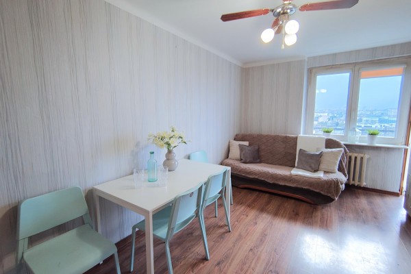 Kielce, Centrum, Nowy Świat, 2-pokojowe mieszkanie z loggią&ndash; Centrum Kielc, ul. Nowy Świat