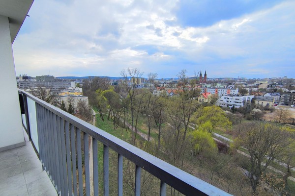 Kielce, Centrum, Nowy Świat, 2-pokojowe mieszkanie z loggią&ndash; Centrum Kielc, ul. Nowy Świat