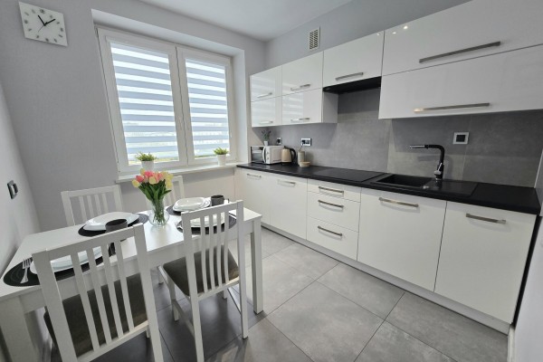 Kielce, Centrum, Paderewskiego, 3 pokoje po generalnym remoncie | Centrum Kielc | balkon | parking