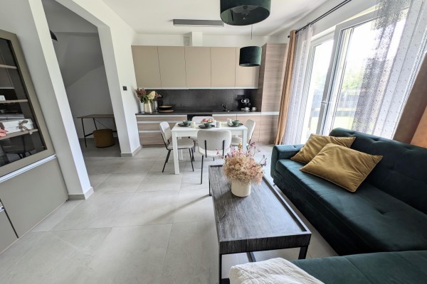 Kielce, Ksm, Prosta, Dwupoziomy segment z ogr&oacute;dkiem do zamieszkania Kielce