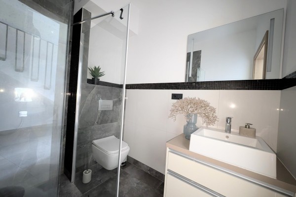 Kielce, Ksm, Prosta, Dwupoziomy segment z ogr&oacute;dkiem do zamieszkania Kielce