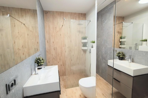 Kielce, Szydł&oacute;wek, Turystyczna, 3-pokojowe mieszkanie z tarasem, klimatyzacją i garażem ul. Turystyczna