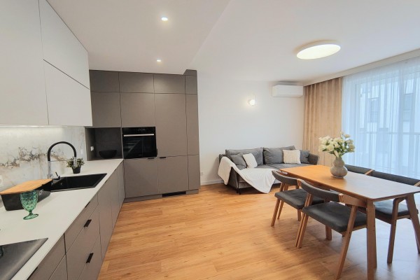 Kielce, Szydł&oacute;wek, Turystyczna, 3-pokojowe mieszkanie z tarasem, klimatyzacją i garażem ul. Turystyczna