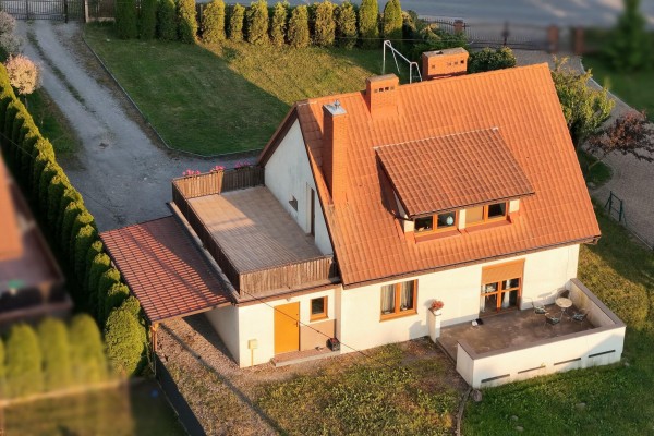 kielecki, Morawica, Brzeziny, Szkolna, Komfortowy dom jednorodzinny 100m2 w Brzezinach k. Morawicy