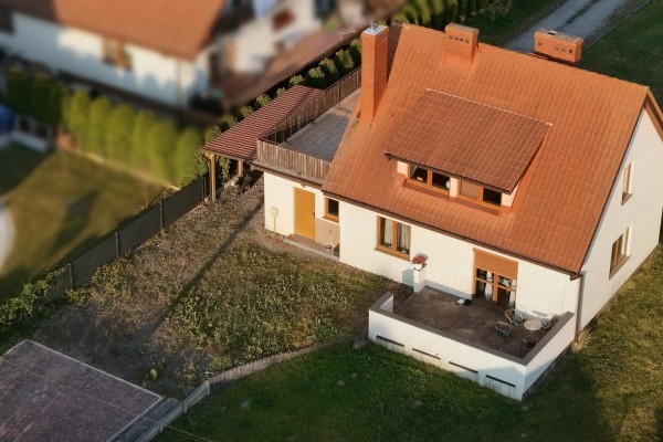 kielecki, Morawica, Brzeziny, Szkolna, Komfortowy dom jednorodzinny 100m2 w Brzezinach k. Morawicy