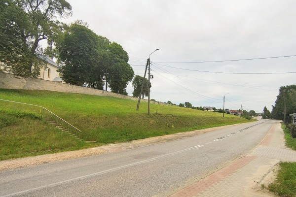 kielecki, Morawica, Brzeziny, Chęcińska, Budynek usługowo-handlowy z funkcją handlową &ndash; Brzeziny, gm. Morawica