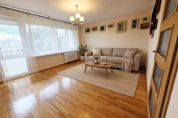 świętokrzyskie, Kielce, Na Stoku, Komfortowe mieszkanie z loggią  na sprzedaż &ndash; Kielce, os. Stok | 58 m&sup2;