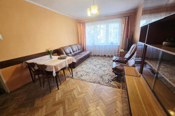 Kielce, Jagiellońskie, Urzędnicza, ​2 Pokoje z Dużą Loggią &ndash; Ul. Urzędnicza, Cegła, 1. Piętro!