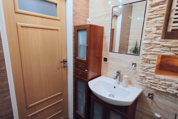 kielce, Kielce, Pod Dalnią, Kr&oacute;la Władysława Jagiełły, 3-pokojowe mieszkanie po remoncie | 72,80 m&sup2; | Pod Dalnią, Kielce