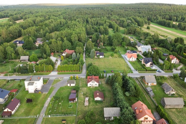 kielecki, Zagnańsk, Tumlin-Osowa, Na sprzedaż dom do remontu Tumlin-Osowa duża działka 2931 m&sup2;