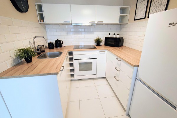 Kielce, Szydł&oacute;wek, Warszawka, 43,31 m&sup2; |PO GENERALNYM REMONCIE | W PEŁNI UMEBLOWANE | UL. WARSZAWSKA
