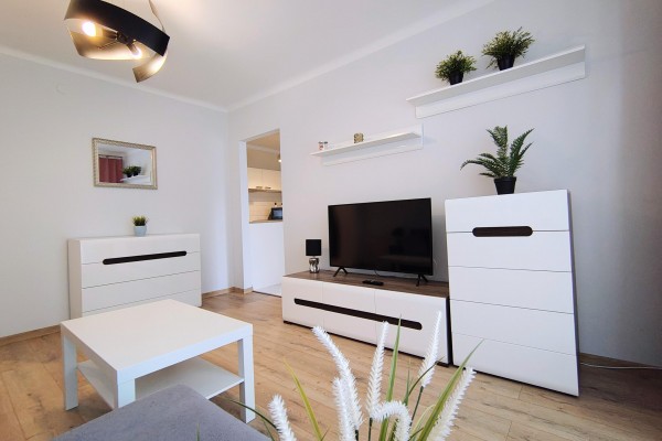 Kielce, Szydł&oacute;wek, Warszawka, 43,31 m&sup2; |PO GENERALNYM REMONCIE | W PEŁNI UMEBLOWANE | UL. WARSZAWSKA