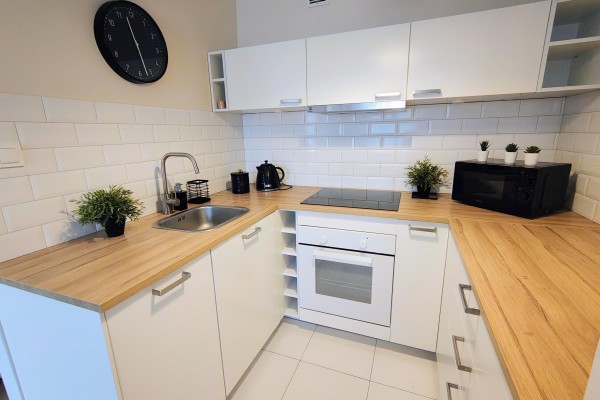 Kielce, Szydł&oacute;wek, Warszawka, 43,31 m&sup2; |PO GENERALNYM REMONCIE | W PEŁNI UMEBLOWANE | UL. WARSZAWSKA