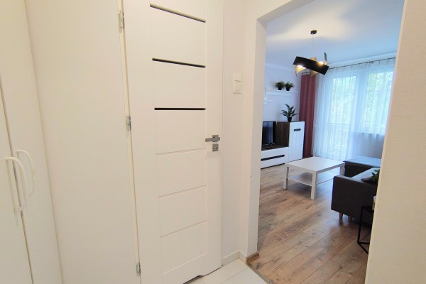 Kielce, Szydł&oacute;wek, Warszawka, 43,31 m&sup2; |PO GENERALNYM REMONCIE | W PEŁNI UMEBLOWANE | UL. WARSZAWSKA