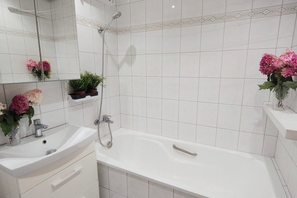 Kielce, Ślichowice, Kredowa, 2 pokoje|51,8 m&sup2;|Ślichowice|duża piwnica 20 m&sup2;|zamknięty parking|taras