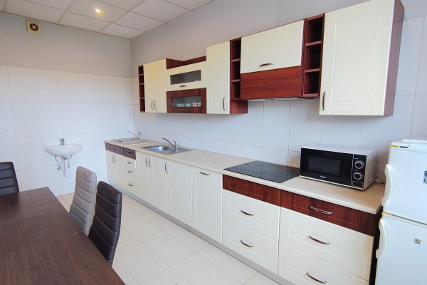 Kielce, Czarn&oacute;w, Hoża, KIELCE, UL. HOŻA | 652,66m&sup2; | 3 KONDYGNACJE | WINDA | DUŻY POTENCJAŁ