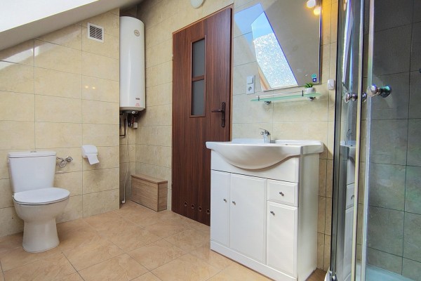 Kielce, Czarn&oacute;w, Hoża, KIELCE, UL. HOŻA | 652,66m&sup2; | 3 KONDYGNACJE | WINDA | DUŻY POTENCJAŁ